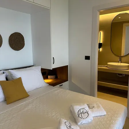 Aelios Petra Sea View 2 * אסגורו