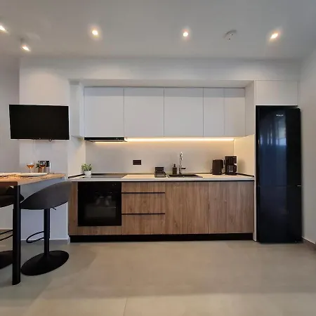 Aelios Petra Sea View 2 * אסגורו