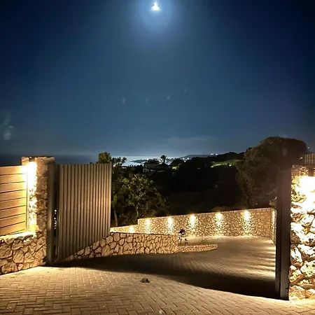 דירה Aelios Petra Sea View 2 *