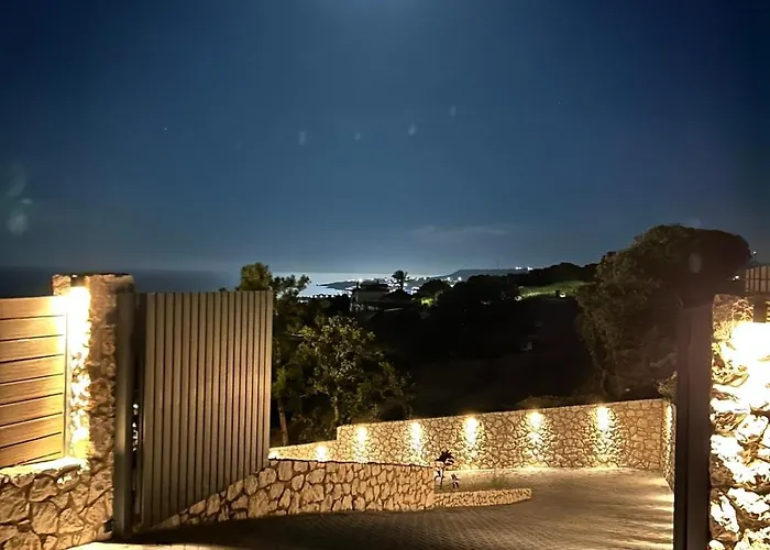 Apartament Aelios Petra Sea View 2 *