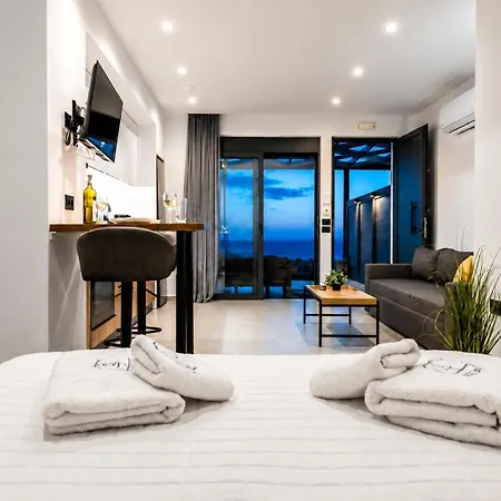 Aelios Petra Sea View 2 *