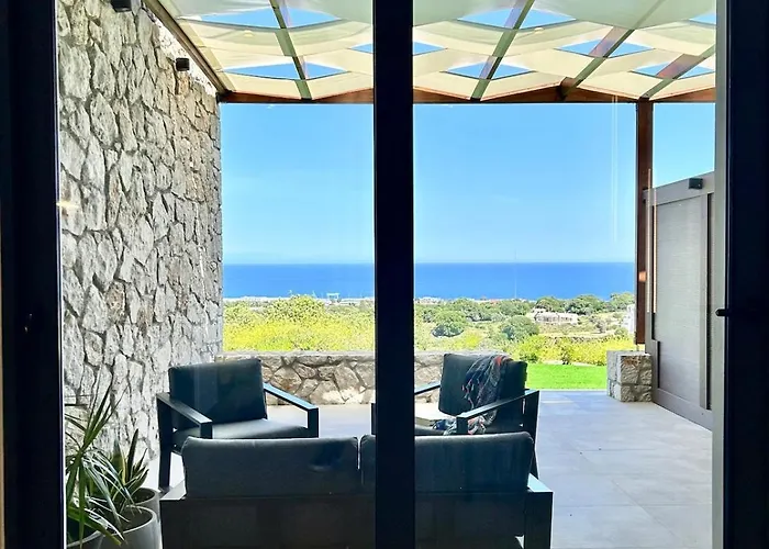 Aelios Petra Sea View Apartment 2